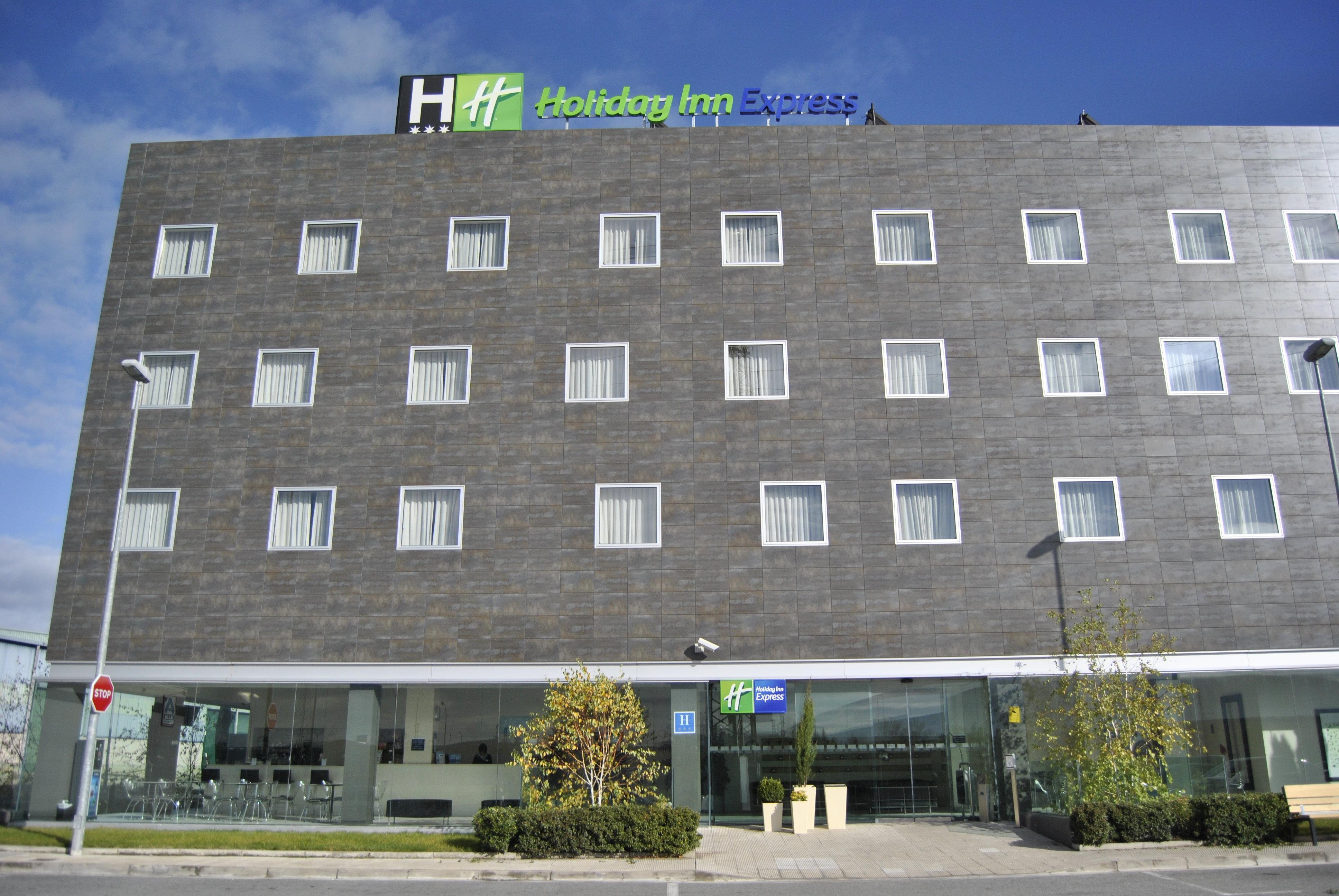 Holiday Inn Express Pamplona Mutilva Baja Exterior foto